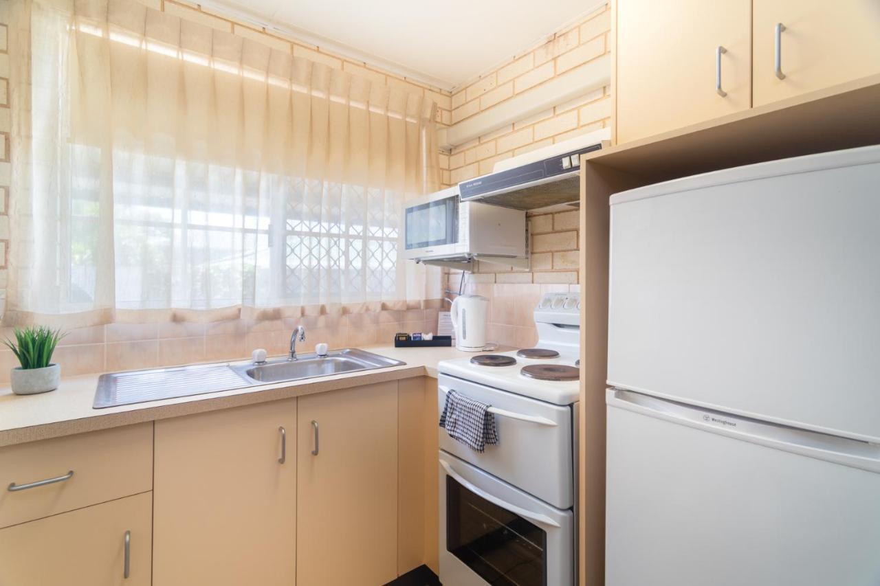 Santa Fe Motel And Holiday Units Ленокс Хед Екстериор снимка